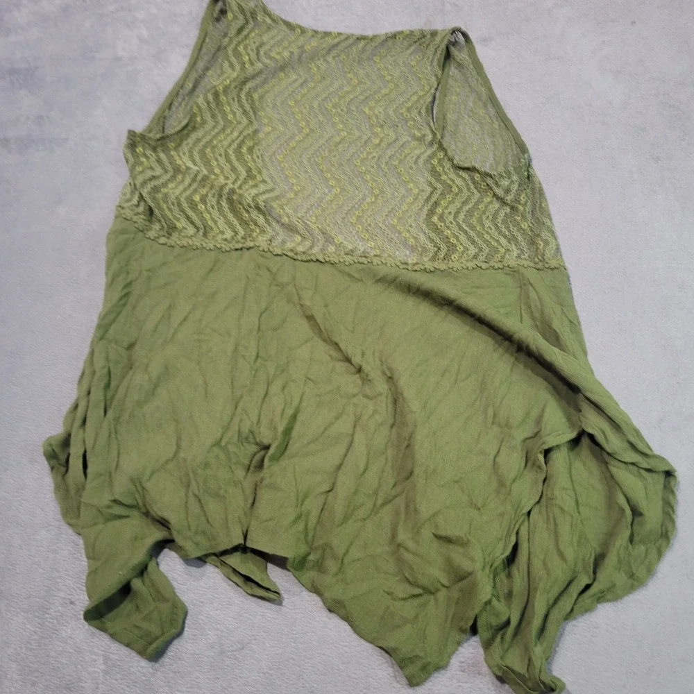 No Boundaries Vest Womens L Olive Green Lace Back Sharkbite Boho Layering NJ17T1